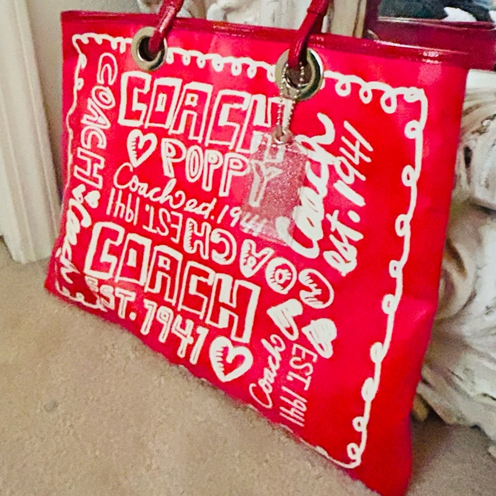 NWOT COACH Poppy Canvas Tote.